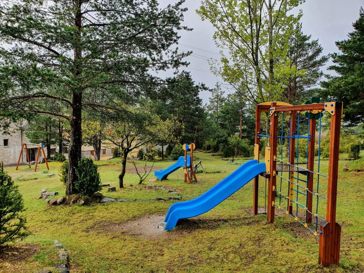 Apartamento de montaña y ESQUÍ en el Pirineo Aragonés, Villanúa - WIFI Extérieur photo