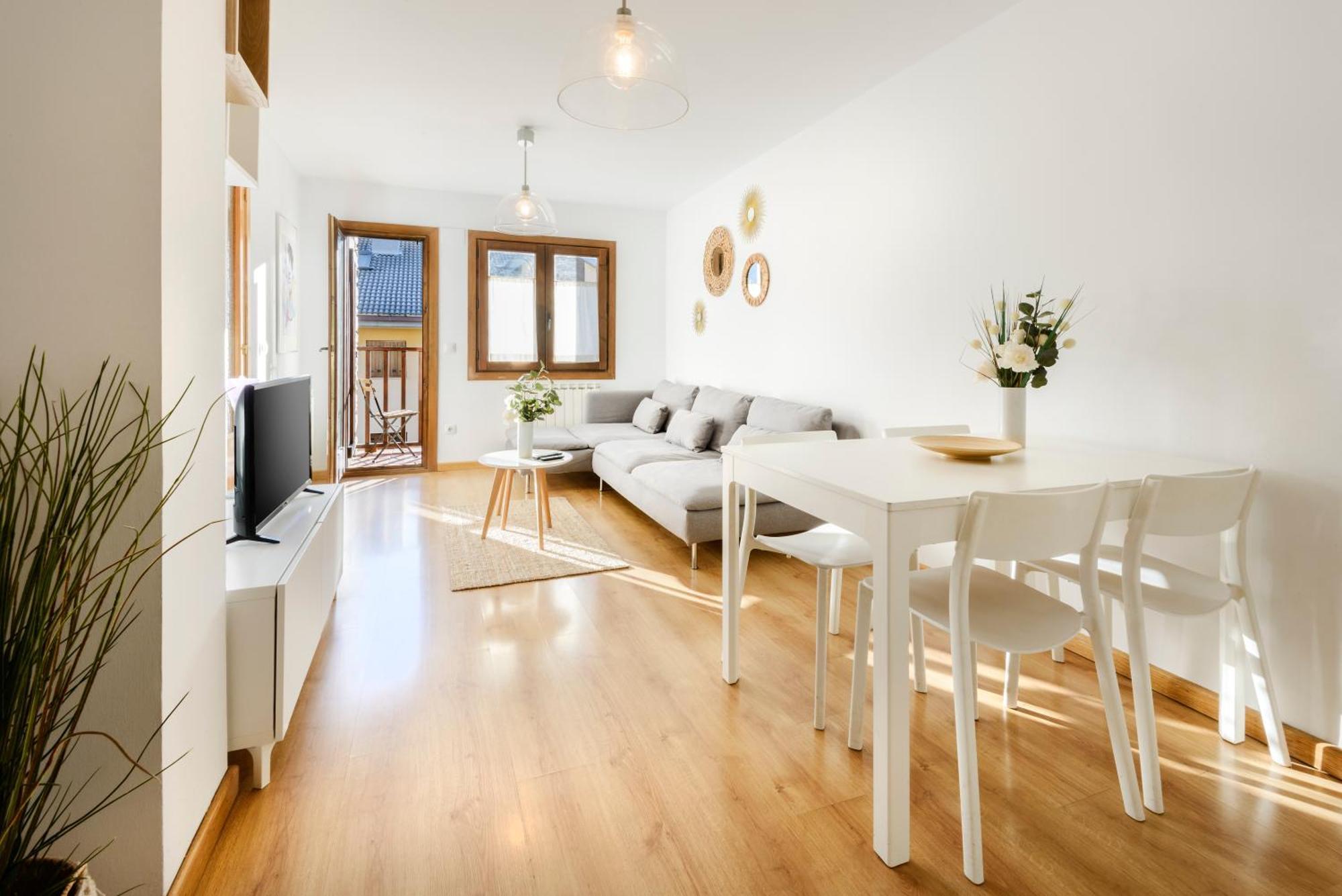 Apartamento de montaña y ESQUÍ en el Pirineo Aragonés, Villanúa - WIFI Extérieur photo